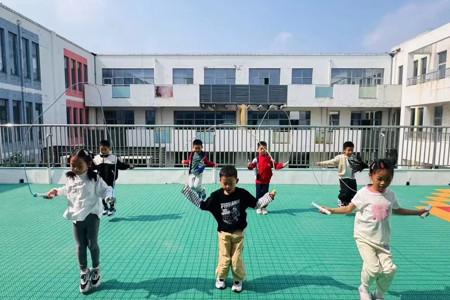 【简讯】运动小达人 跳绳乐飞扬——木渎中心幼儿园大班组跳绳比赛火热开赛