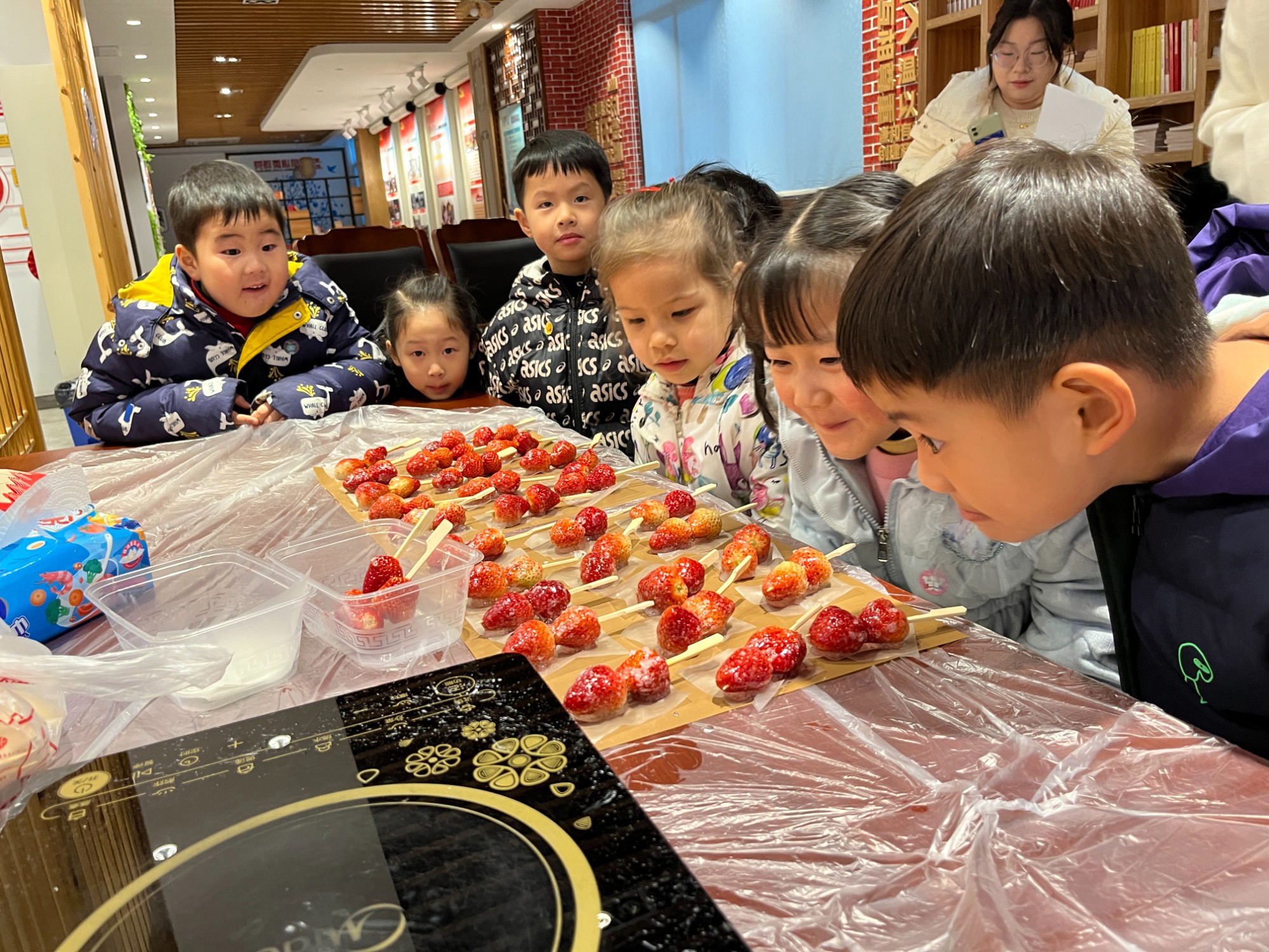 【简讯】欢喜闹元宵 福满庆团圆——中班组“龙行大运喜迎元宵”庆祝系列活动