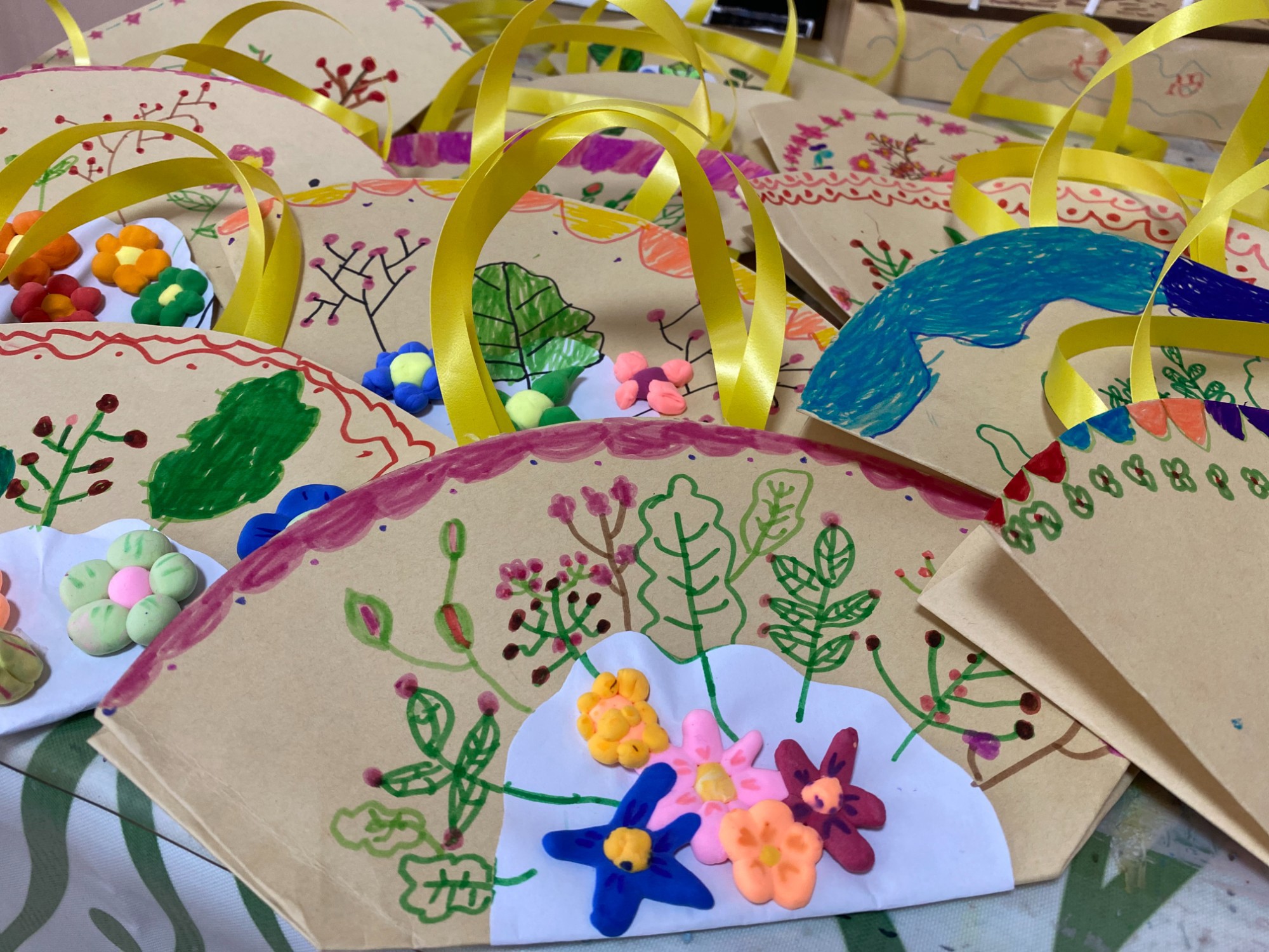 【简讯】春天在眼里，而你在心里——木渎中心幼儿园“三八”节系列活动幼儿篇