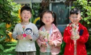 【简讯】以爱之名 感恩有你——木渎中心幼儿园小班组母亲节活动